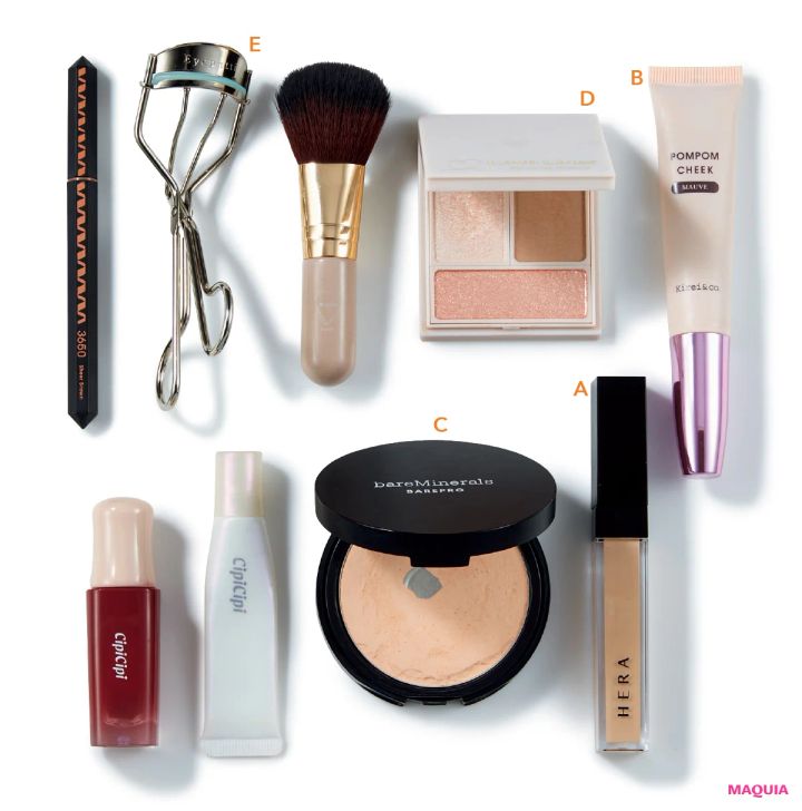 美容のプロのポーチの中身。皮脂オフ、血色up、スマートなお直しのヒントが満載！_18