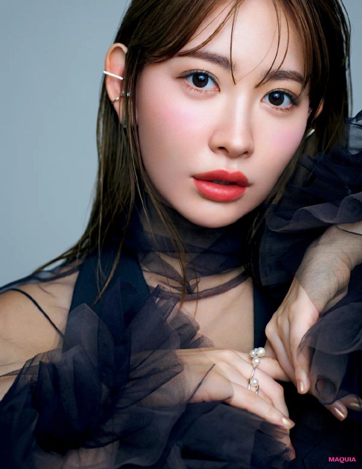 こじはる 小嶋陽菜 秋 メーク カーキ