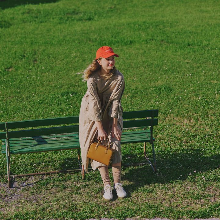 これさえ見れば間違いなし！ “ワンピース×スニーカーコーデ”8選！9月も楽しめるお手本コーデが満載【マイスタンダードブックまとめ】