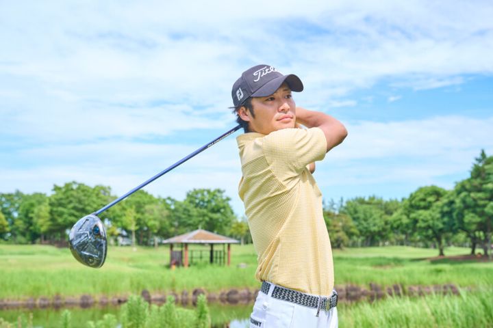 右へのミス“引っかけ”の簡単な修正方法！「右手だけハンドダウン」で握る