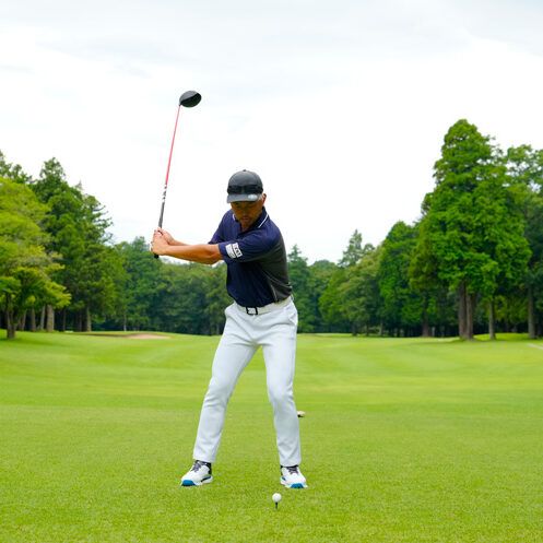 ドライバーショットの方向性アップに効く！ 頭を動かさないハーフショット練習