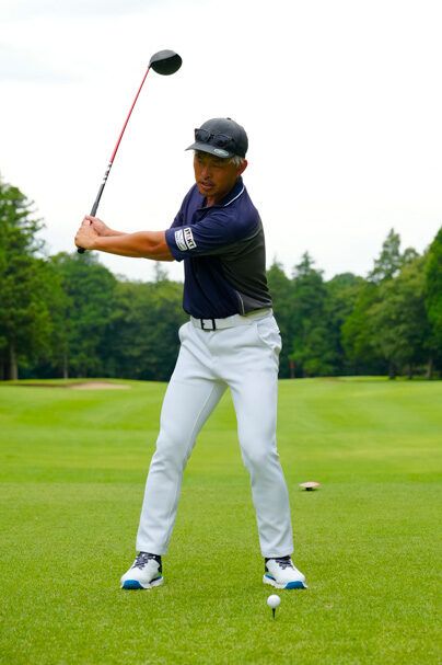 ドライバーショットの方向性アップに効く！ 頭を動かさないハーフショット練習