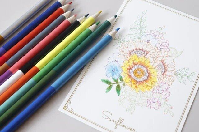 ダイソー 大人のぬり絵～ブルーミングフラワー～ 使用例