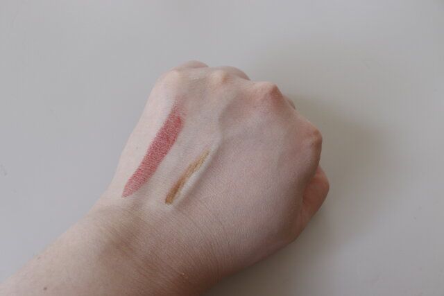 セリアのコスパ抜群な＆.クレンジングシート モイスト 26枚