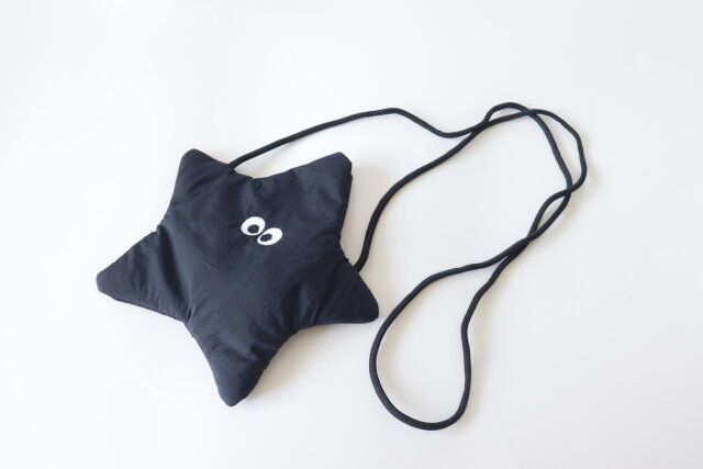 ダイソー ギョロ目マイクロショルダーバッグ 紐