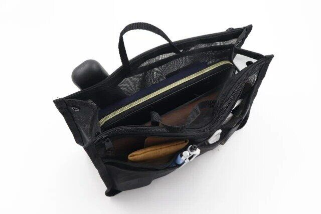 ダイソー バッグインバッグ（A5、メッシュ、ブラック）