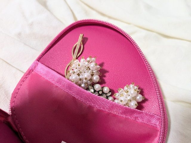 MOOMIN 持ち運べるポーチ付き！ 大人のための身だしなみ6点セット