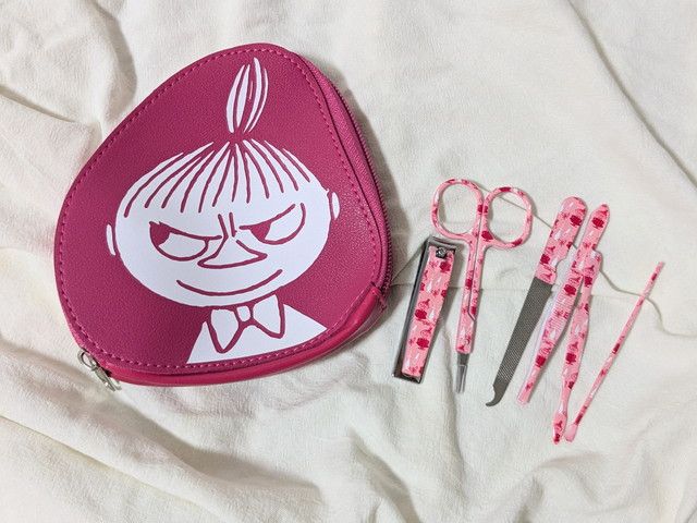 MOOMIN 持ち運べるポーチ付き！ 大人のための身だしなみ6点セット