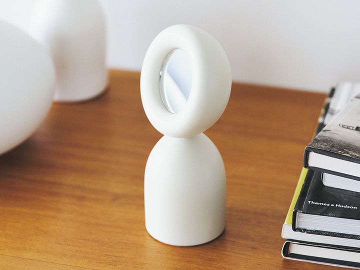 置くだけで一気に部屋が垢ぬけそう！丸くてかわいいオシャレな雑貨9選