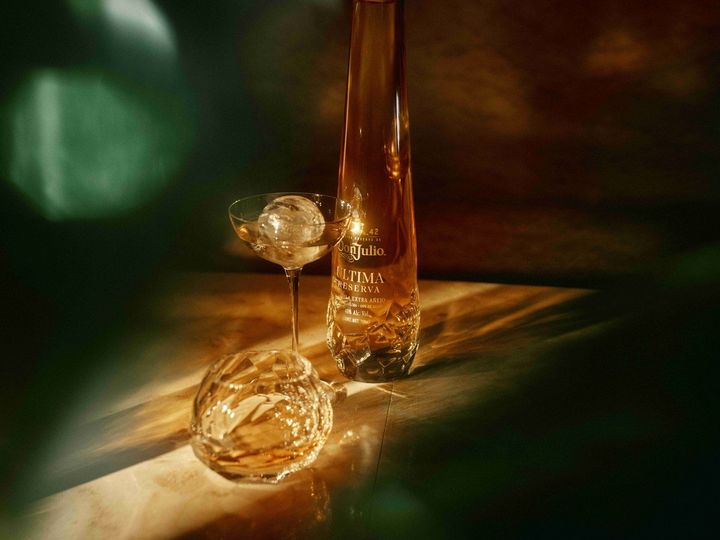 ドン・フリオ ウルティマ リセルヴァ（Don Julio Ultima Reserva）希望小売価格750ml￥85,000（税別）