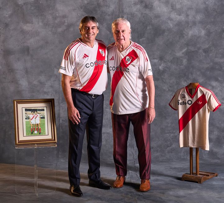 テーマは80年代！名門リーベル・プレート、2024-25新ユニフォームは「トヨタカップ優勝」が甦るデザイン