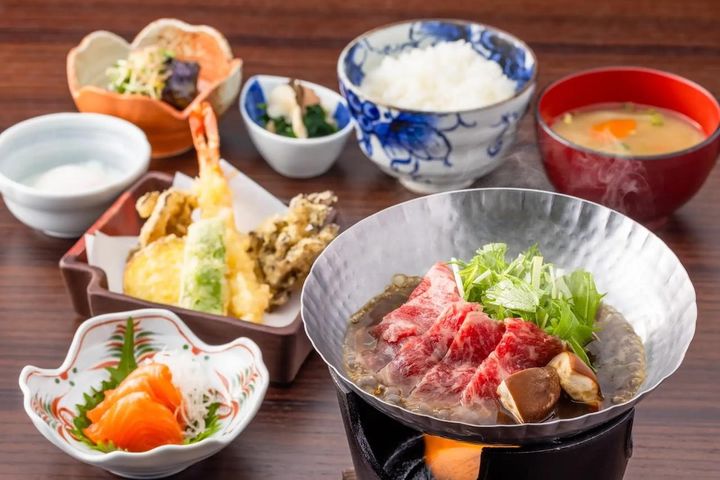 画像1: 村民食堂