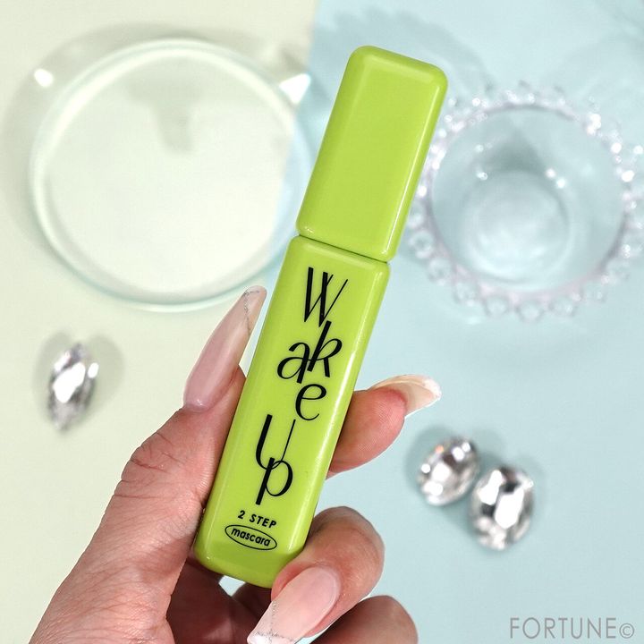 CathyDoll（キャシードール） ウェイクアップマスカラ