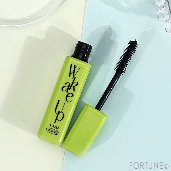 CathyDoll（キャシードール） ウェイクアップマスカラ