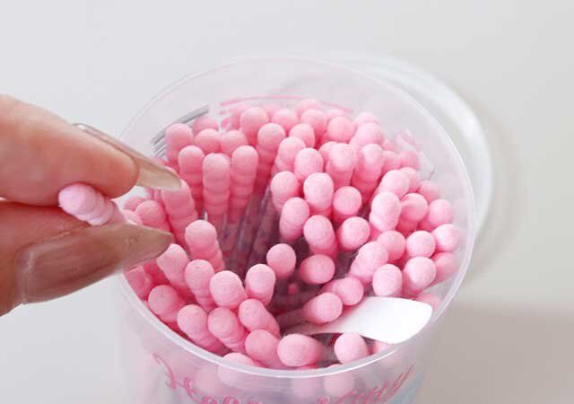 ダイソーの大人気綿棒 ハローキティ（80本入）