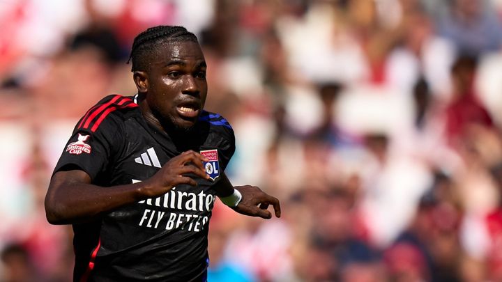 プレミア移籍直前で号泣、そして突然の失踪…20歳選手が「メディカルチェックから逃げ出した」理由