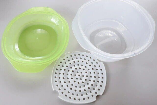 ダイソー 使い分けレンジ容器 肉まん＆枝豆