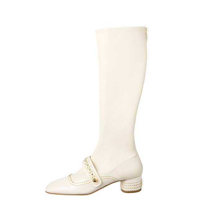 ブーツ ヒール4㎝ ￥268,000／DIOR（クリスチャン ディオール）