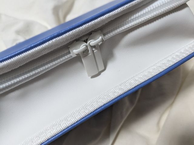 ダブルファスナー