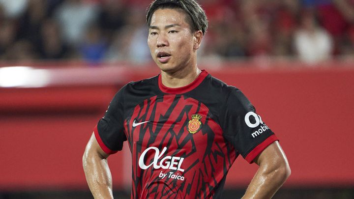 浅野拓磨が所属！マジョルカの2024-25新ユニフォームを一挙紹介 アウェイとサードは「太陽と海」デザイン