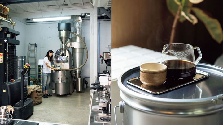 左からFIRST CROP COFFEE JAPAN ROASTERYの焙煎器、コーヒーサーバーとカップ