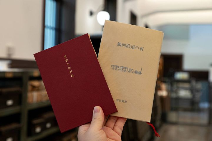 活版印刷で本づくりを行うのワークショップは「印刷所」で行う