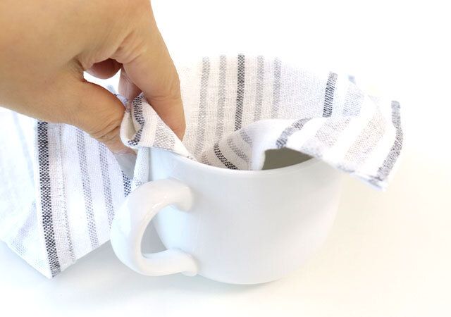 ダイソー姉妹店 Standard Products スタンダードプロダクツ リサイクルコットンキッチンクロス Sセット ベージュ 使用例 乾拭き