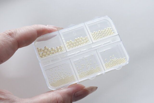 ダイソー ネイルアートパーツ（ボール） デザイン