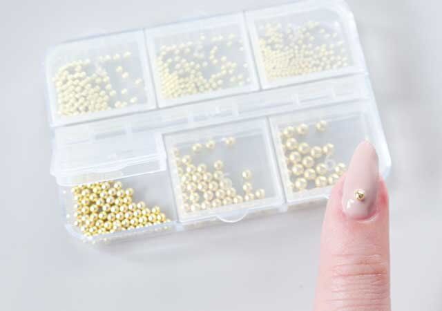 ダイソー ネイルアートパーツ（ボール） 使用例