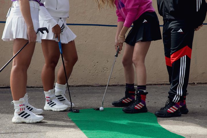 1点取り入れるだけでグッとおしゃれに！ 今っぽいコーデに仕上がるコラボウェア