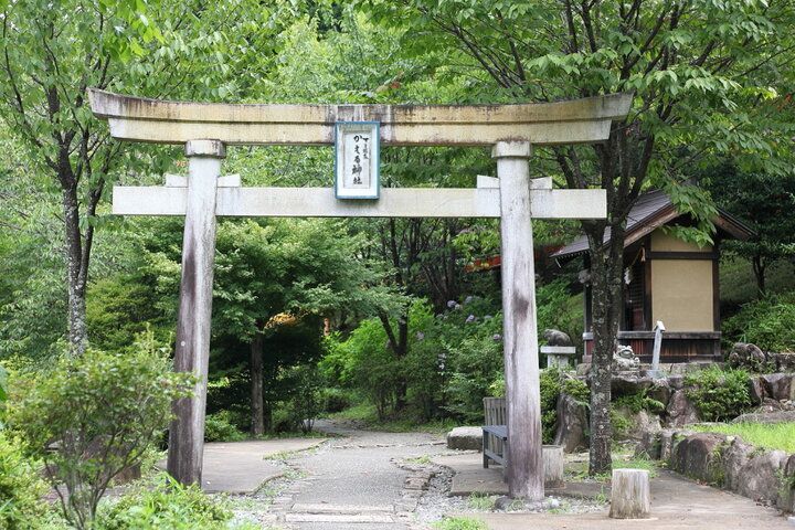 自然の中に和カフェや体験スポットも。合掌造りの民家で古き良き暮らしを体験「下呂温泉合掌村」