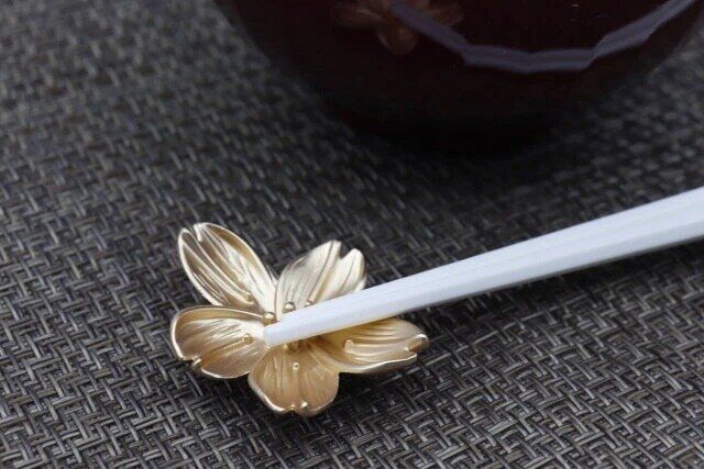 ダイソー 金属箸置き 使用例