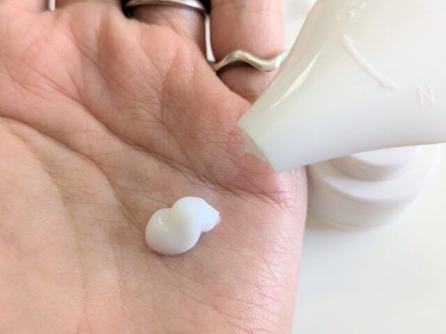 エイジングケアクリーム中身