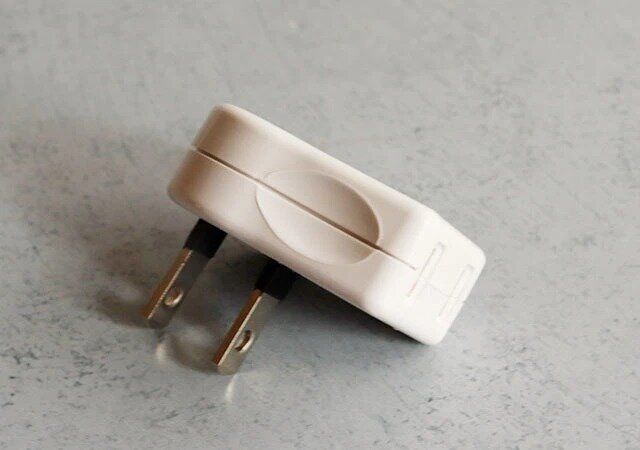 ダイソー 横プラグ（L型）L665