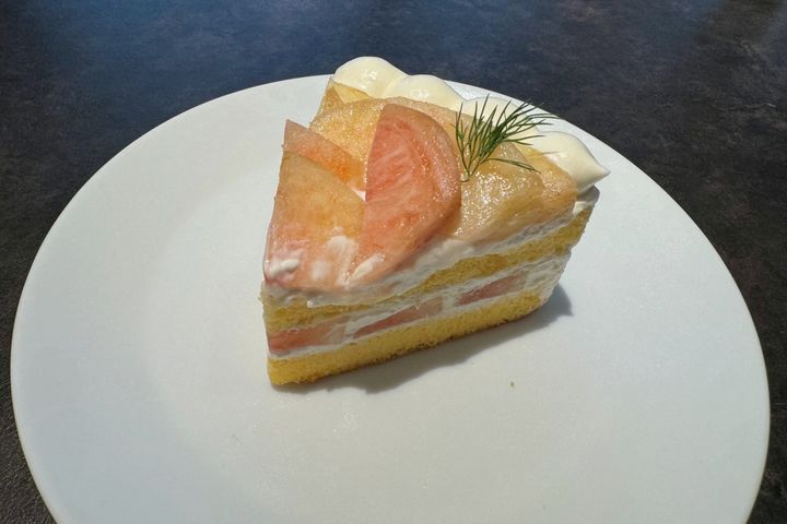 「桃のショートケーキ」1210円