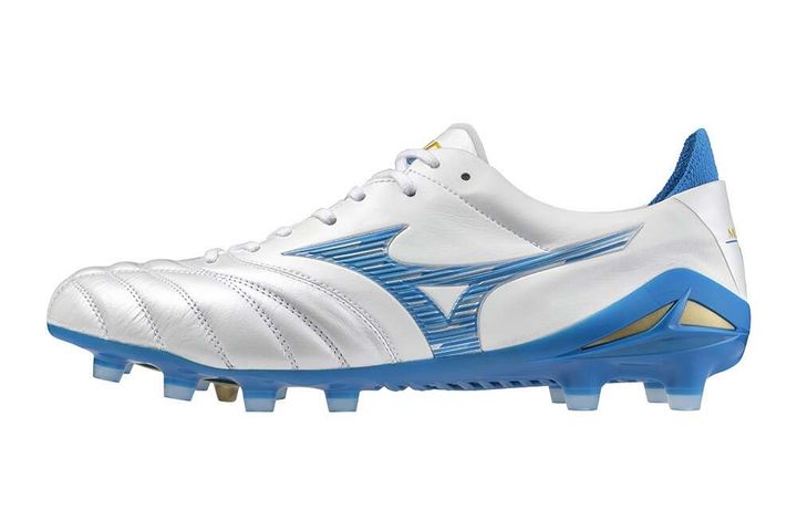 サッカー日本代表、全選手の契約メーカーと着用スパイク一覧（2024年9月シリーズ完全版）