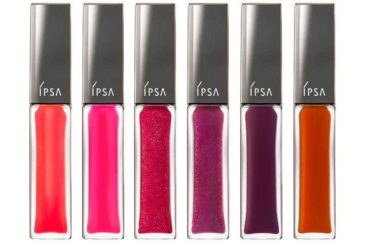 リップオイルe LE 全6色〈左から01、０2、03、04、05、06〉 各￥3,850（9月10日より公式オンラインショップ・一部店舗先行、9月24日より全国限定発売）