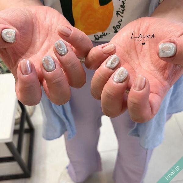 LAURA POMPONNEEが投稿したネイルデザイン [photoid:I0130483] via Itnail Design (739433)