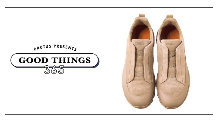 〈ゼニア〉のスニーカー