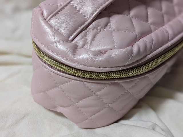 ハローキティ90年代デザインを再現したレア付録