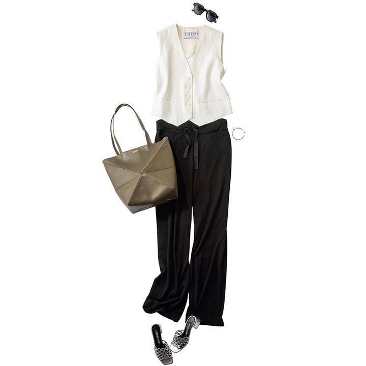 ハンサムなジレでモノトーンコーデ