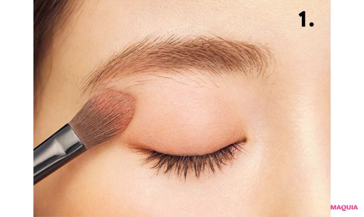 泉 里香さん×最旬アーティストが提案！ 秋のアイメイク、コーラル＆ゴールドはどう使う？_8