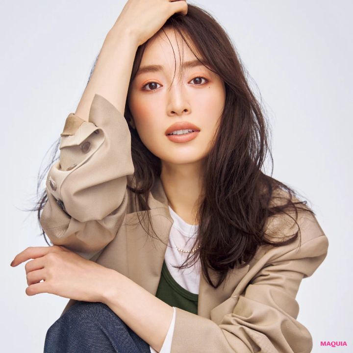 泉里香 メイクアップアーテイスト 秋 アイメイク