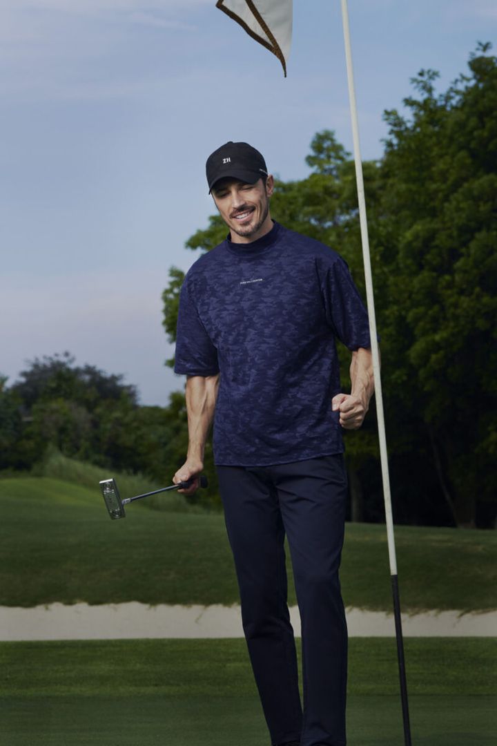 旅とゴルフを愛する大人達へ。機能性とファッション性を両立したAWコレクション