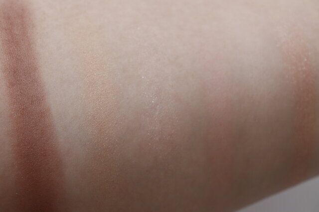 ダイソー マルチパーパスパレット ピーチ 発色