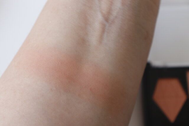 ダイソー マルチパーパスパレット ピーチ マット