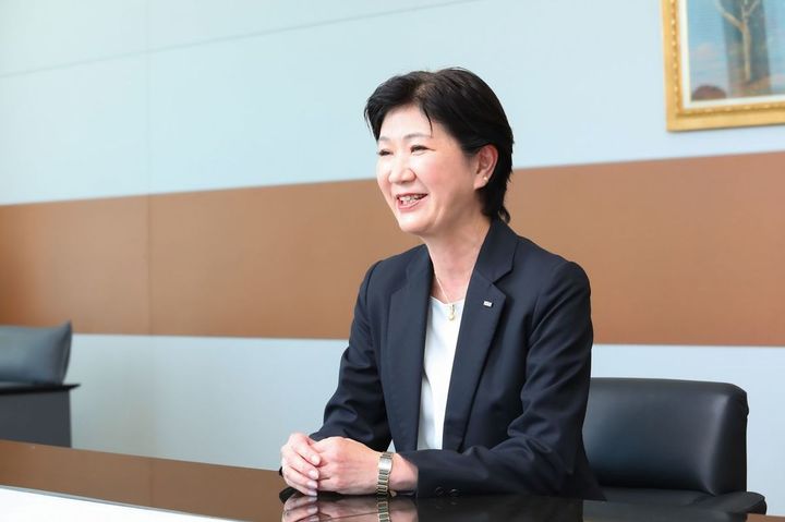 KDDI 取締役執行役員常務 CFO コーポレート統括本部長 最勝寺奈苗さん