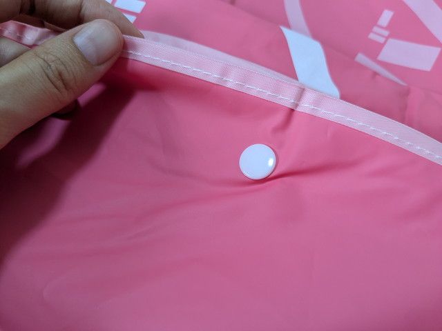 レインポンチョの収納袋