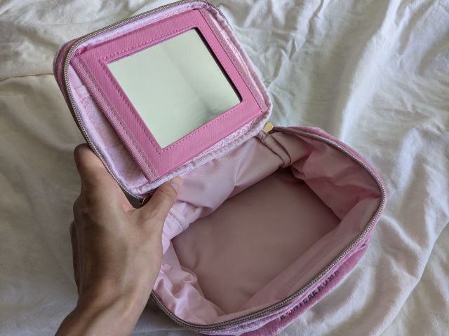 ポーチ開けた状態