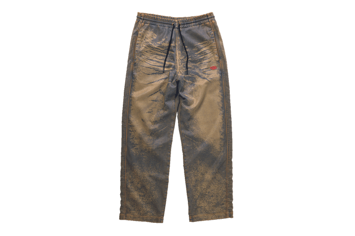 〈ディーゼル〉のスエットパンツ